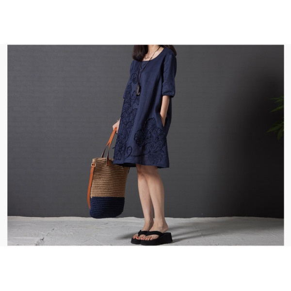 Loose Literary Style Fresh Embroidered Long Sleeve Dress 33