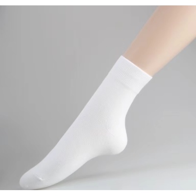 Socks for children with loose necked socks